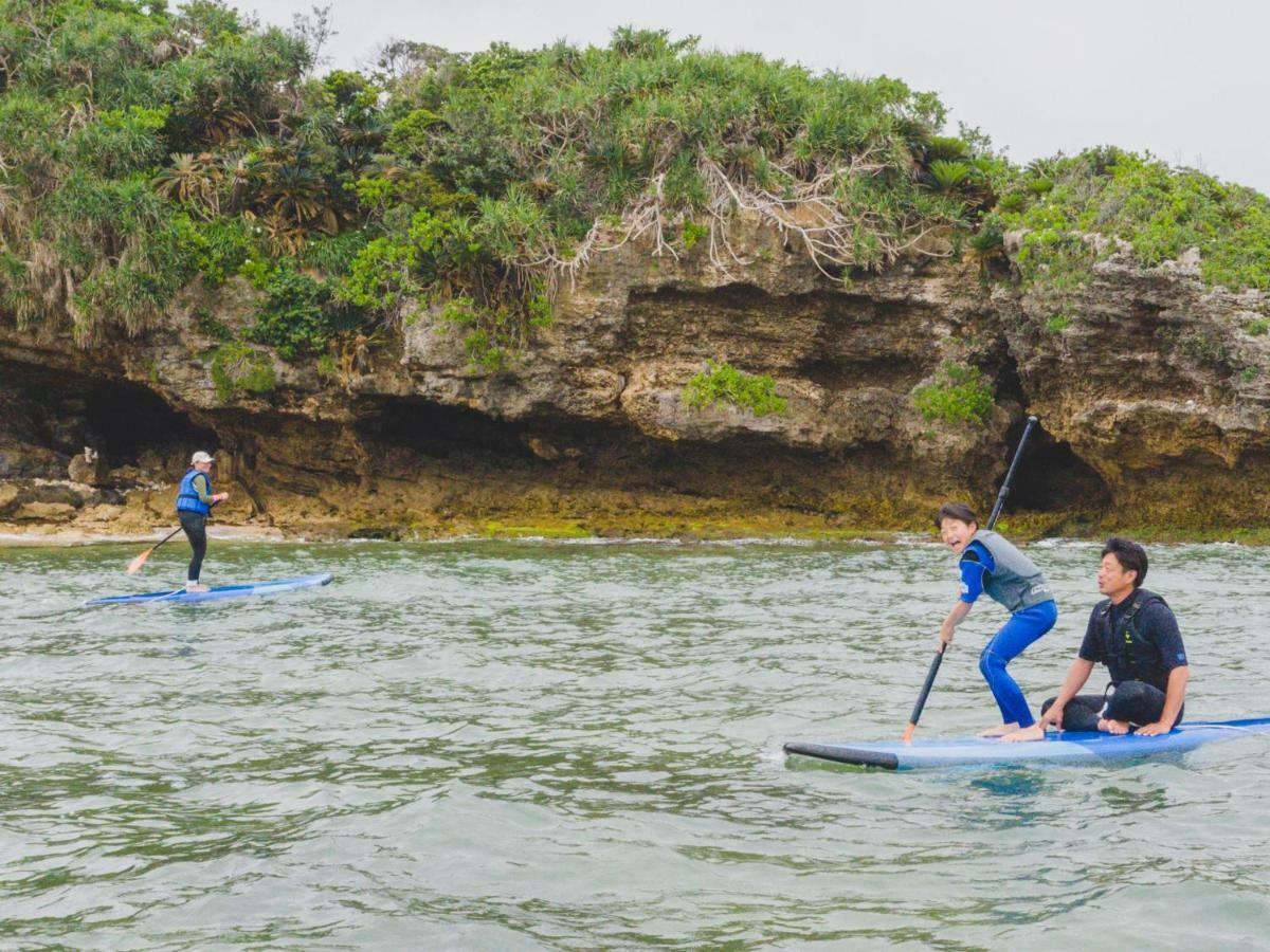 Hideout Okinawa Uruma Exteriör bild